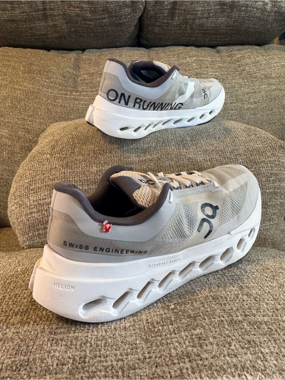On Cloudsurfer Next Women’s Glacier/White Size 8 - Picture 11 of 13
